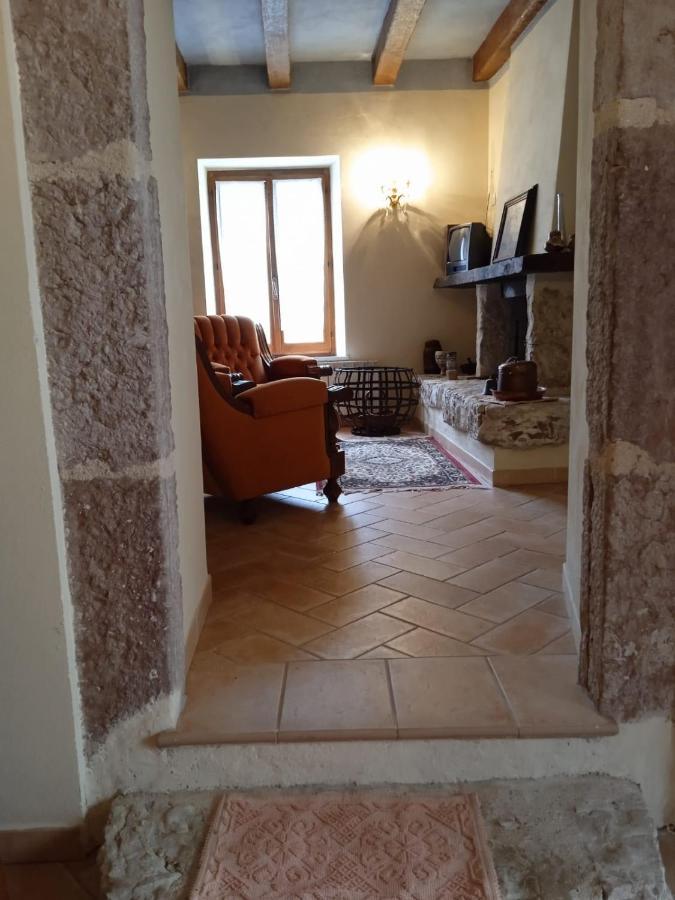 Appartamento Storico A Valle San Martino Di Spoleto Exteriör bild